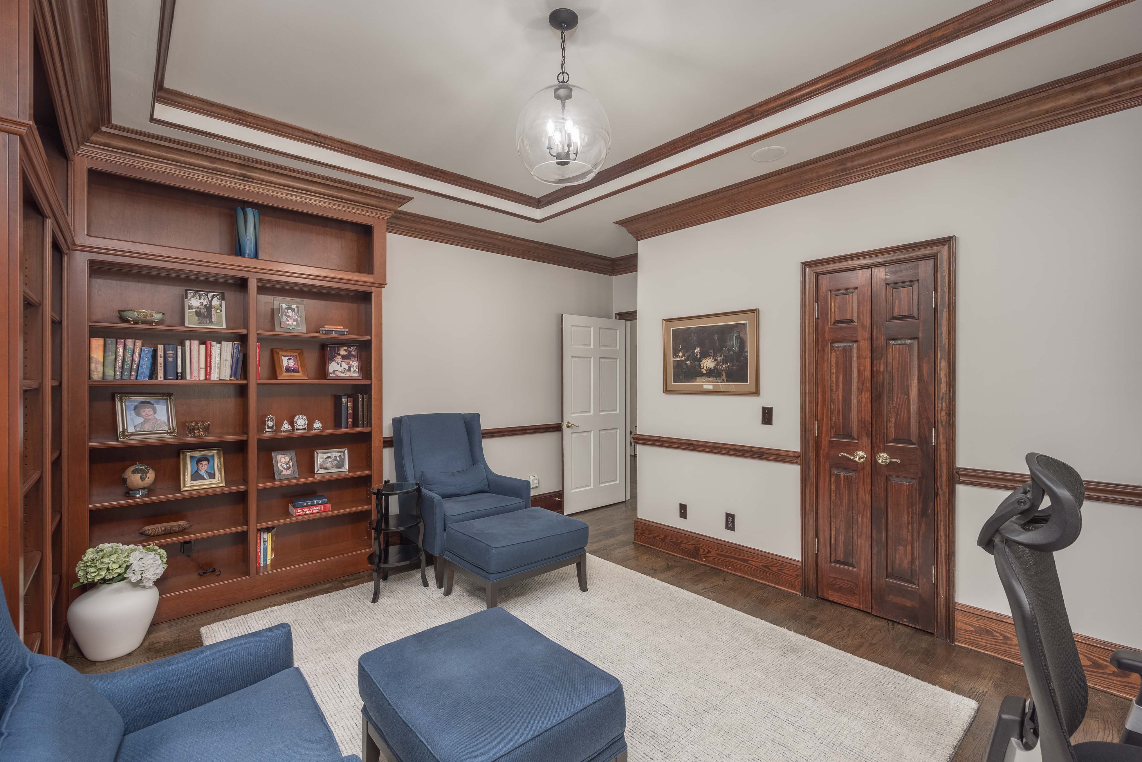 1070 Maple Ridge Way image 9